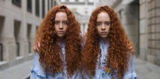 Fotógrafo prova que gêmeos idênticos possuem diferenças sutis, mas perceptíveis