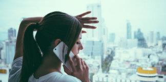 O amor custa zero reais, mas o papel de trouxa custa caro O amor custa zero reais, mas o papel de trouxa custa caro