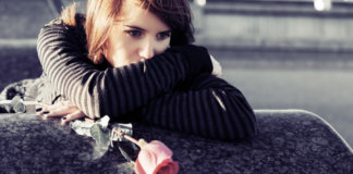 Não existe amor que consiga esperar para sempre Não existe amor que consiga esperar para sempre