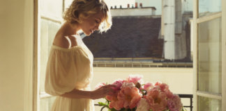 Perdoar não significa que quem te faz mal merece perdão, mas sim que você merece paz. Perdoar não significa que quem te faz mal merece perdão, mas sim que você merece paz.