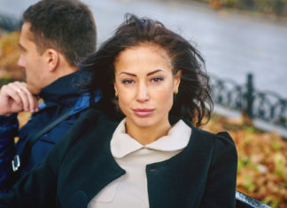 Enquanto houver gente rasa, meu mergulho é solo, profundo e nu