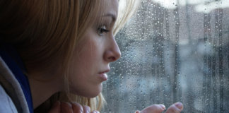 Sentimento opaco, por Ana Jácomo