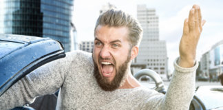 5 motivos para mandar abaixo a ditadura do positivismo e ser uma pessoa negativa feliz.