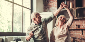 “As muitas idades da alma”, um texto rejuvenescedor de Lúcia Azevedo