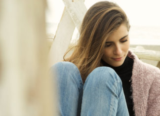 Por maior que seja a saudade, não volte para quem despedaçou seu coração