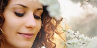 Se alguém tem sede, venha a mim e beba