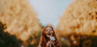 Ame sua própria companhia, todas as outras são temporárias Ame sua própria companhia, todas as outras são temporárias