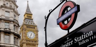 Inglaterra procura profissionais que falem português