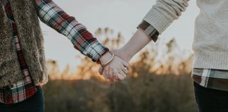 10 perguntas a fazer antes de investir em um relacionamento longo