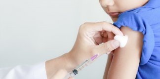 Estejam atentos! Não vacinar os filhos pode causar perda da guarda das crianças