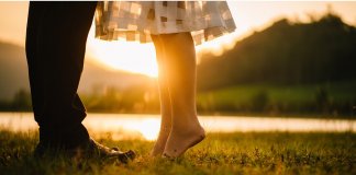 O afeto conduz a alma como os pés conduzem o corpo