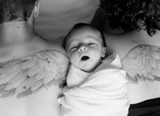 Após homenagear filho falecido com tatuagem, casal celebra chegada de novo bebê