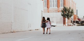 Uma amizade é um presente do destino Uma amizade é um presente do destino