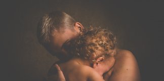 Mães também choram: por medo, estresse ou cansaço Mães também choram: por medo, estresse ou cansaço