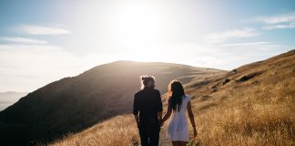 Amar só é bom se trouxer paz Amar só é bom se trouxer paz