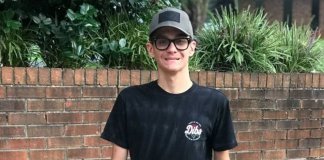 “Mãe, hoje eu não comi sozinho!” “Mãe, hoje eu não comi sozinho!”