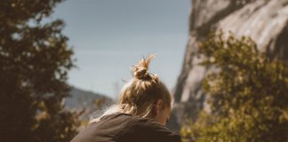 Não se demore nas tristezas. A vida pede mais que isso!