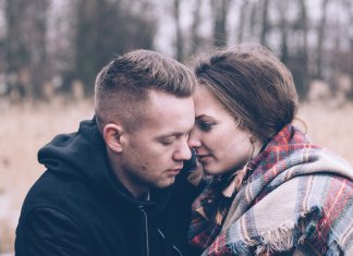 Alguns têm um relacionamento, outros têm um amor