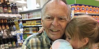 Idoso supera depressão com ajuda de garotinha de 4 anos