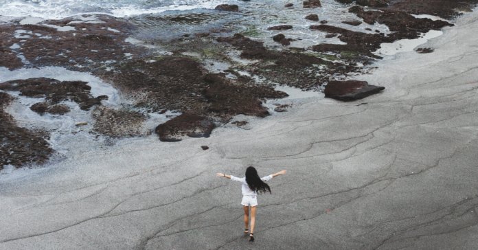 nada-e-mais-libertador-que-deixar-de-gostar-de-quem-te-faz-mal Nada é mais libertador que deixar de gostar de quem te faz mal