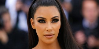 Todo excesso esconde uma falta Todo excesso esconde uma falta