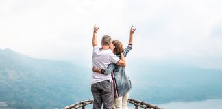 Não confunda o que você merece com o que você aceita Não confunda o que você merece com o que você aceita