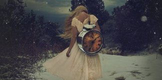 O tempo sempre cuida de colocar todos em seu lugar