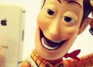 O exibicionismo, as selfies e a felicidade ilusória