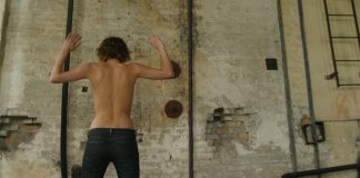 Sapato apertado dói, mas sentimento apertado dói muito mais Sapato apertado dói, mas sentimento apertado dói muito mais