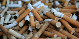 Bitucas não são sementes! Campanha visa conscientizar fumantes a não jogarem cigarro no chão
