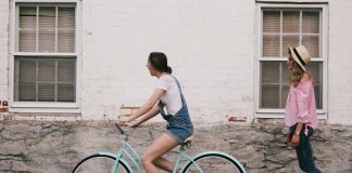 Sou filha de um tempo simples Sou filha de um tempo simples