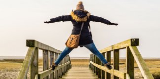 Errar é coisa diária. Acertar é para quem se arrisca! Errar é coisa diária. Acertar é para quem se arrisca!