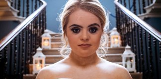 Garota com Síndrome de Down vence concurso mundial de beleza Garota com Síndrome de Down vence concurso mundial de beleza