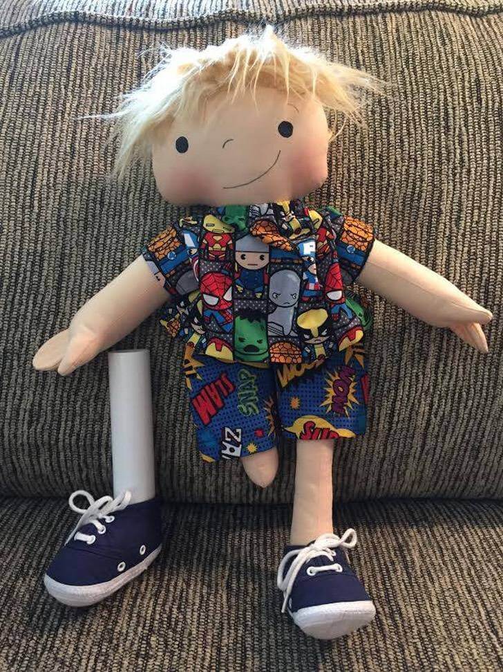 contioutra.com - Ajude as crianças a celebrarem suas diferenças com bonecas com as mesmas características!