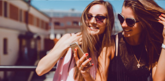 “A felicidade desperta mais inveja que a riqueza”