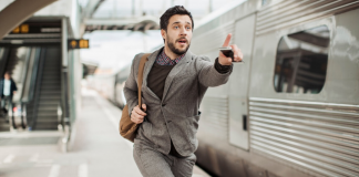 Estudo mostra que pessoas que chegam atrasadas têm vidas mais longas e bem-sucedidas