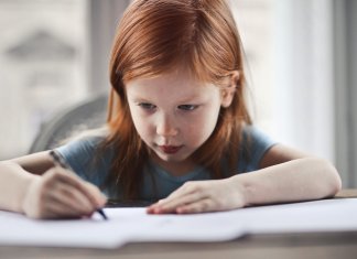 Brinque com seus filhos enquanto eles querem brincar com você