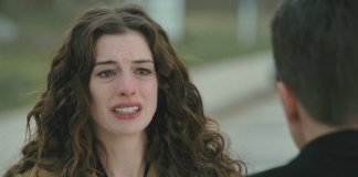 Mesmo que doa, mesmo que pareça tão errado, deixe ir quem te faz mal. Mesmo que doa, mesmo que pareça tão errado, deixe ir quem te faz mal.