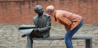 Homens são mais fofoqueiros que mulheres, aponta pesquisa