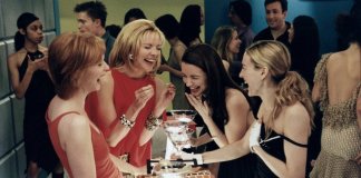 Mulheres precisam sair com amigas durante a semana para se manterem saudáveis.