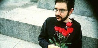 “Quem insiste em julgar os outros sempre tem alguma coisa para esconder.”