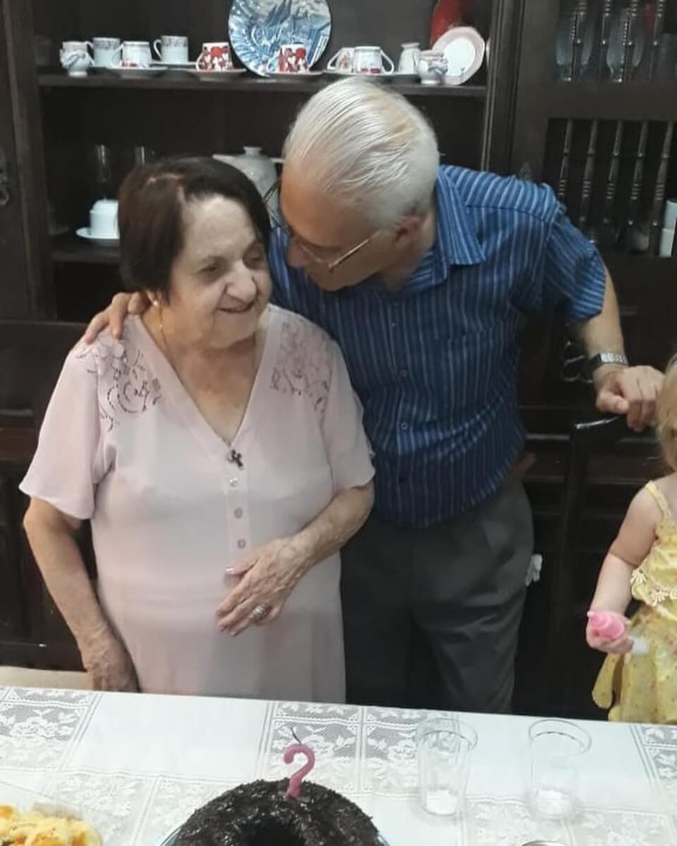 contioutra.com - Viúva de 87 anos é pedida em casamento por homem que sempre a amou
