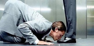 “Livre-se dos bajuladores. Mantenha perto de você pessoas que te avisem quando você erra” “Livre-se dos bajuladores. Mantenha perto de você pessoas que te avisem quando você erra”