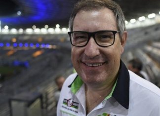 Morre jornalista Rafael Henzel, um dos únicos sobreviventes da tragédia com avião da Chapecoense