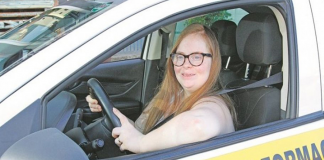 Capixaba é a primeira com síndrome de down a tirar CNH no Brasil Capixaba é a primeira com síndrome de down a tirar CNH no Brasil