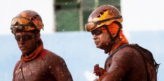 Jornal espanhol sugere “Prêmio Nobel aos bombeiros de Brumadinho” e a internet abraça a ideia Jornal espanhol sugere “Prêmio Nobel aos bombeiros de Brumadinho” e a internet abraça a ideia