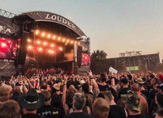 Dois idosos escapam de asilo na Alemanha para ir em festival de música