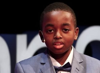 Menino autista é o estudante mais jovem da Universidade de Oxford. Com 6 anos ele estudou história e filosofia