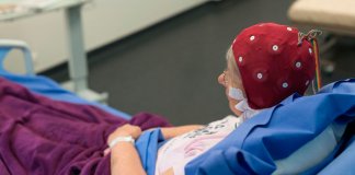 Em experimento, choques elétricos no cérebro deram a idosos a memória de um jovem de 20 anos Em experimento, choques elétricos no cérebro deram a idosos a memória de um jovem de 20 anos