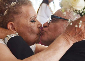 A vida começa aos 80: Idosos se apaixonam e se casam em asilo no Rio Grande do Sul